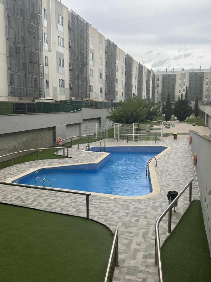 Murohouse Apartamento Con Piscina Zaragoza Bagian luar foto