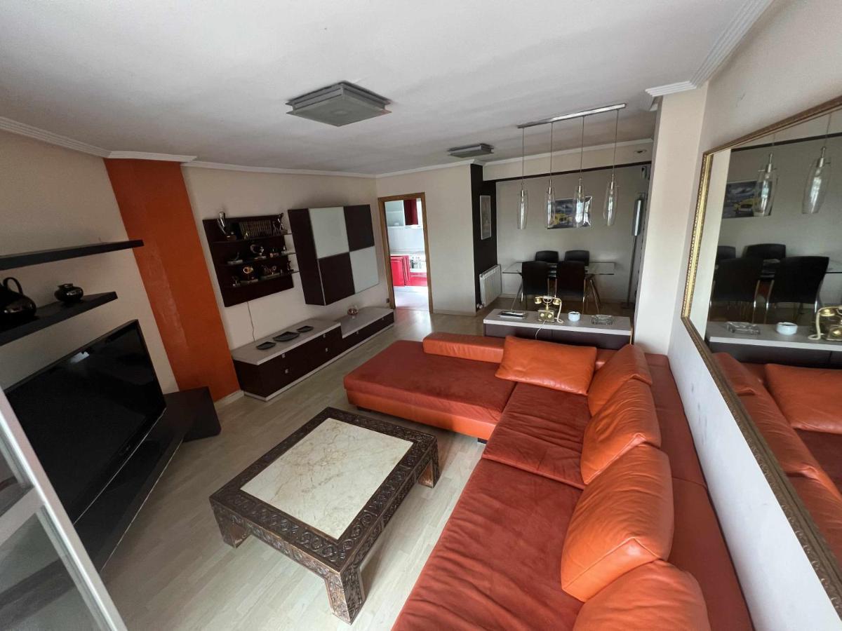 Murohouse Apartamento Con Piscina Zaragoza Bagian luar foto